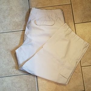 Columbia Khaki Capri